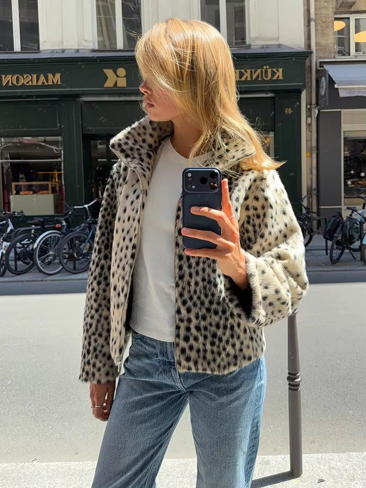 Conjunto Joao Chaqueta de Pelo Sintético con Leopardo y Pollera
