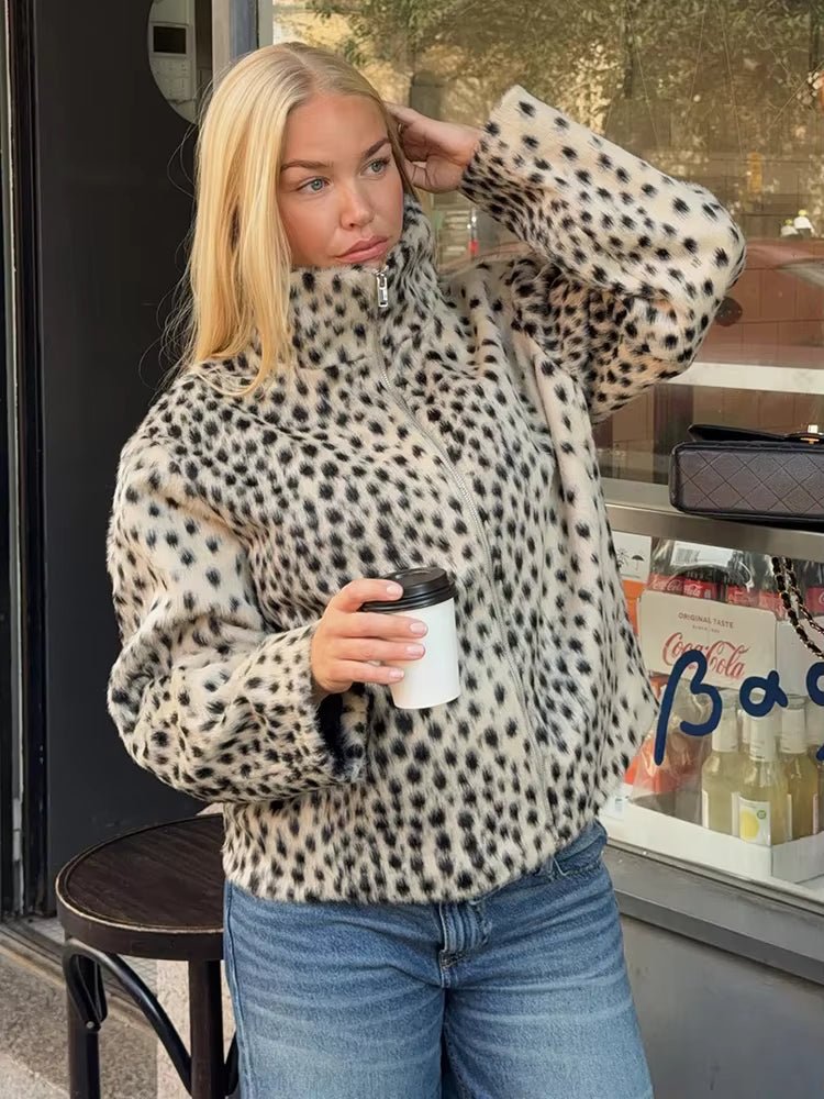 Conjunto Joao Chaqueta de Pelo Sintético con Leopardo y Pollera